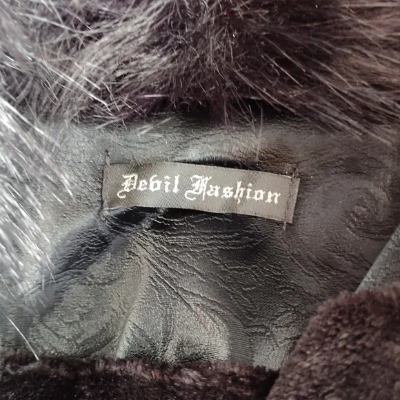 Devil Fashion Gothic Faux Leather Jacket With Faux Fur Trim - Picture 3 of 8